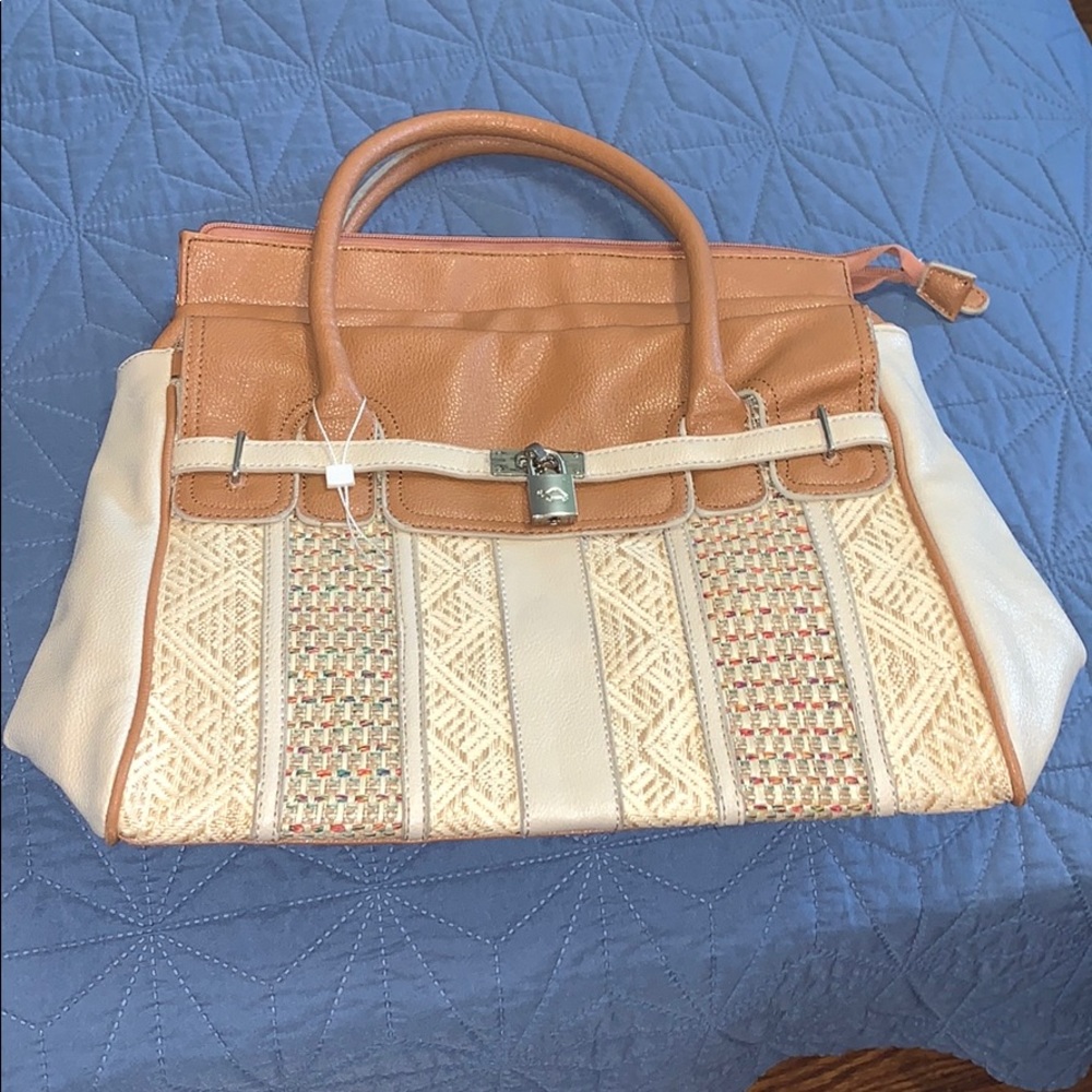 Caprisa purse